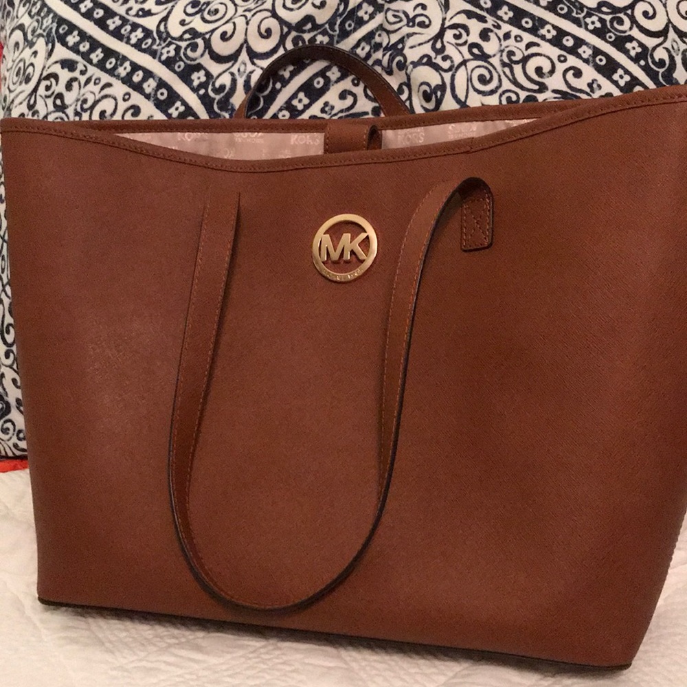 Micheal Kors bag